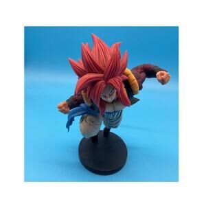 Dragon Ball Z Super Saiyan Goku Action Figure 2019 Battle Pose Display Aprox 9.5